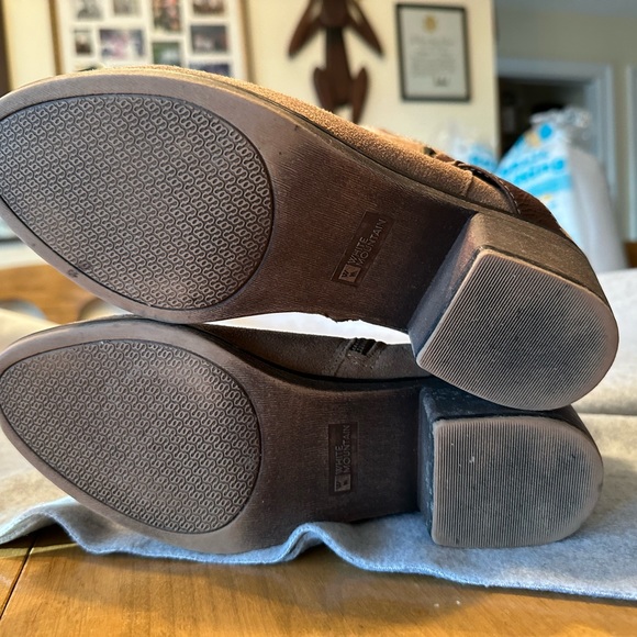 Booties - Picture 4 of 5